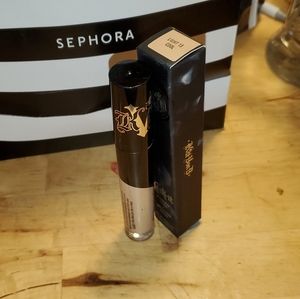 Kat Von D Lock-It Concealer Creme